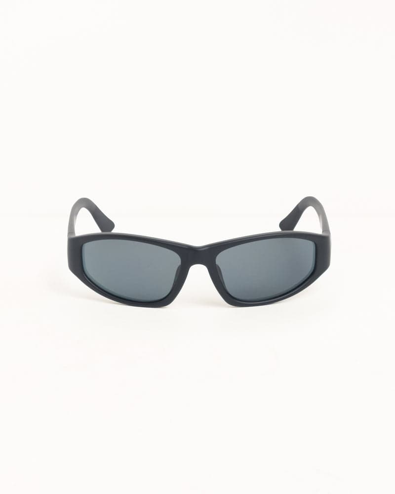 Black leslie sunglasses